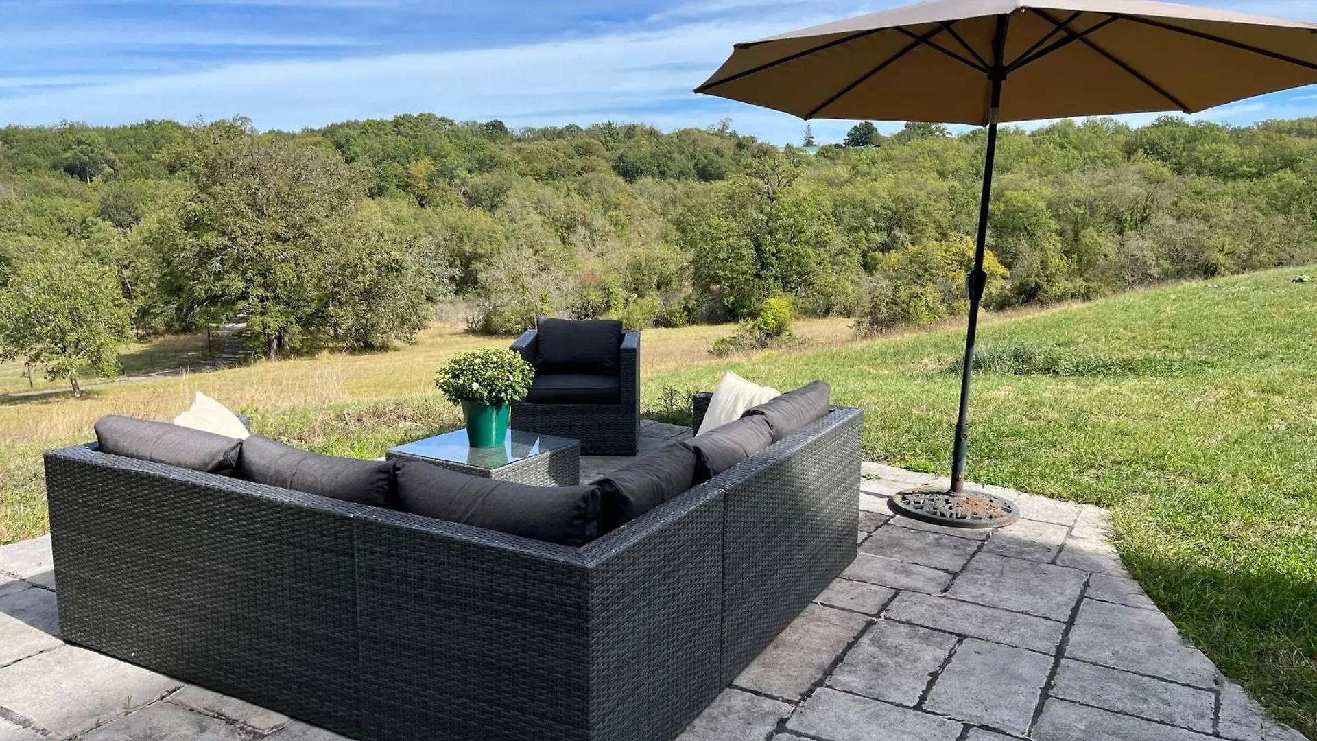 Domaine La Foret Du Rossignol Gourdon-en-quercy 0*,  France