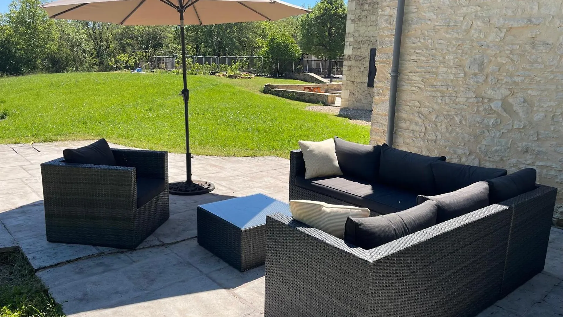Holiday home Domaine La Foret Du Rossignol Gourdon-en-quercy