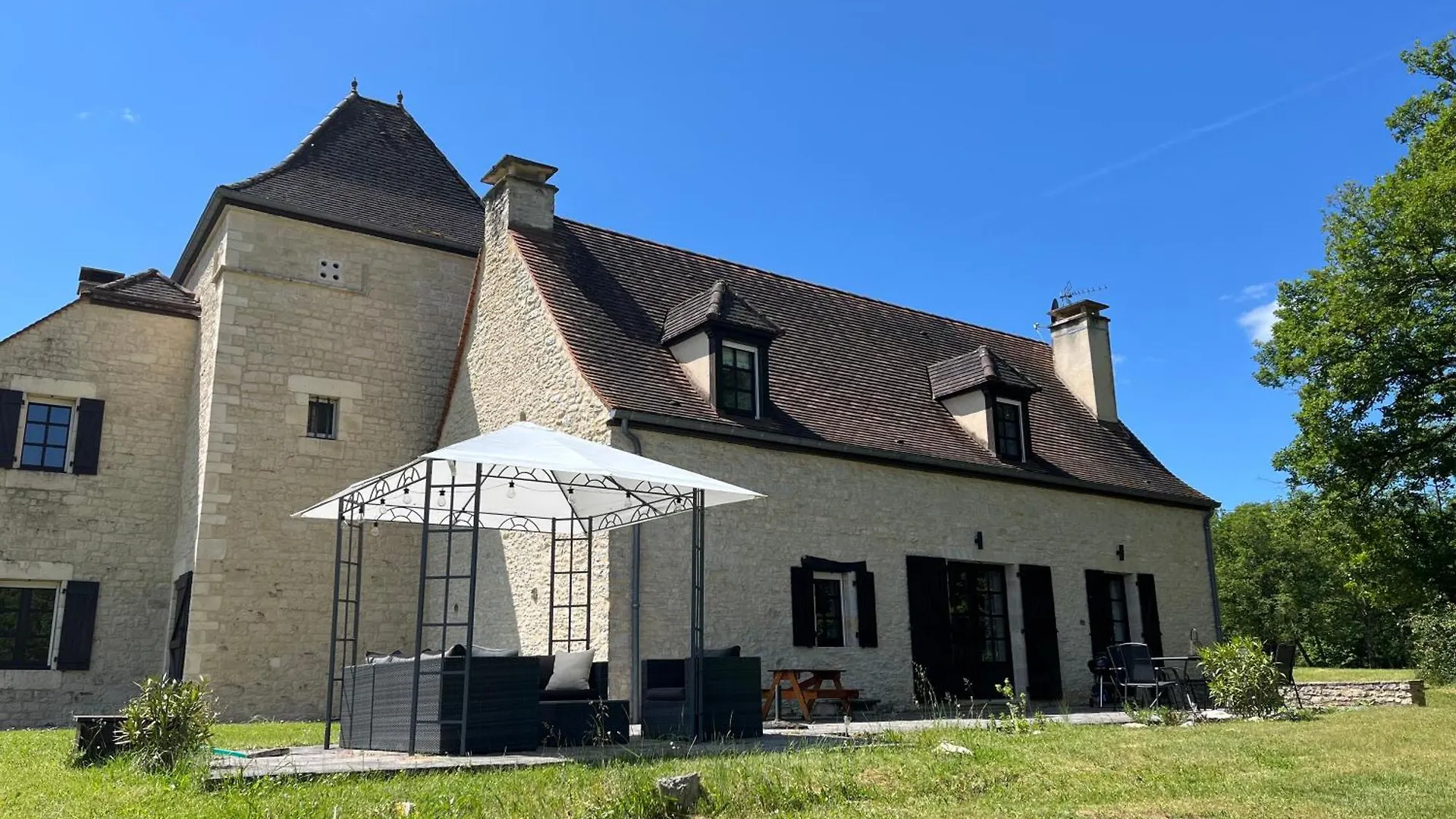 Domainerossignol Acacia Villa Gourdon-en-quercy