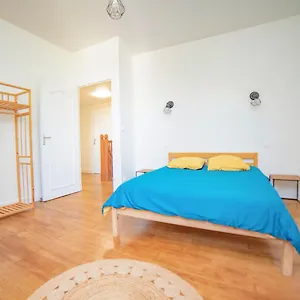 Le Petit Cocon De La Butte Holiday home