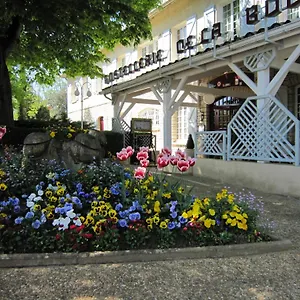 De La Bouriane Hotel
